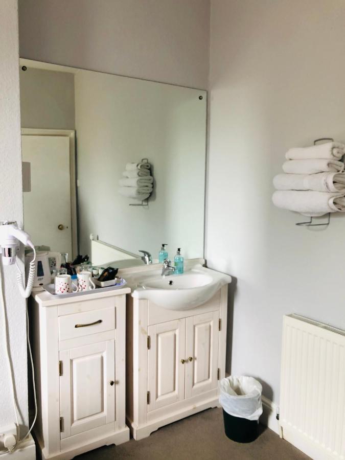 Brook House Bed & Breakfast Broadway  Eksteriør bilde